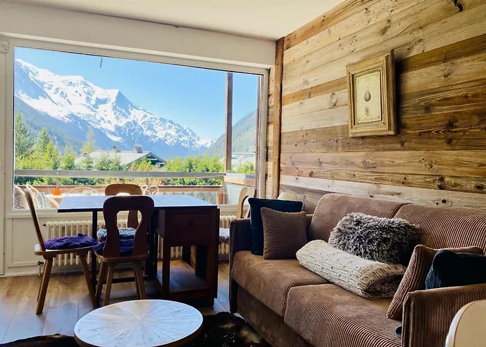 Apartment Charming With Swimming Pool In Argentiere