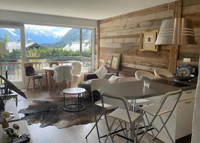Appartamento Charming With Swimming Pool In Argentiere